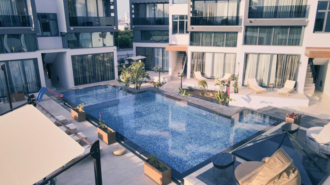Luxury Hotel Room W Pool Near Beach In Kyrenia Girne Buitenkant foto